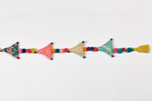 Useme: Boho Triangle Decorative String - Image 3