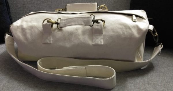 Save Globe: White Eco friendly Canvas Duffle Bag - Image 3